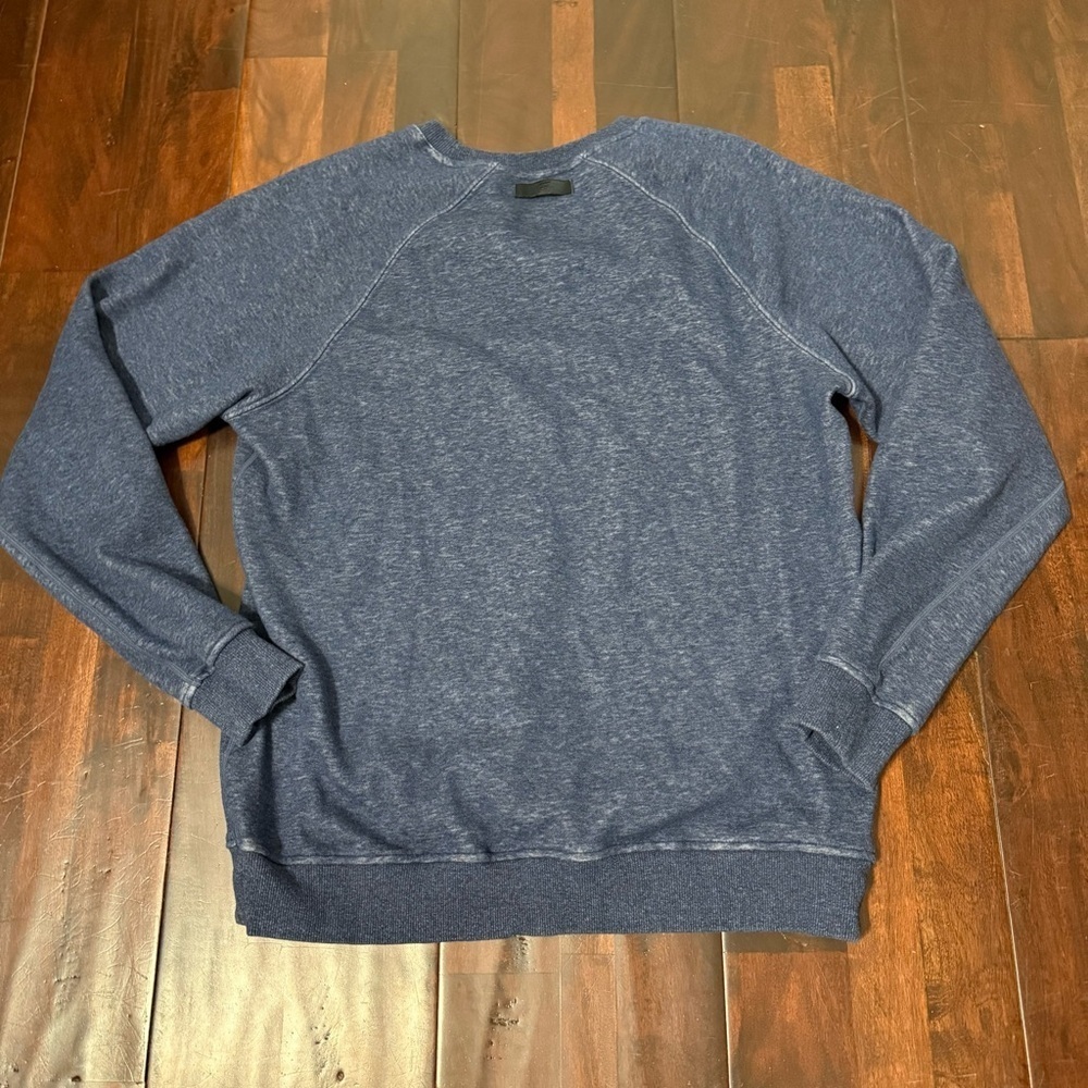 Fabletics The Postgame Crew Men’s Size Large Heather Blue Sweatshirt - Picture 3 of 5
